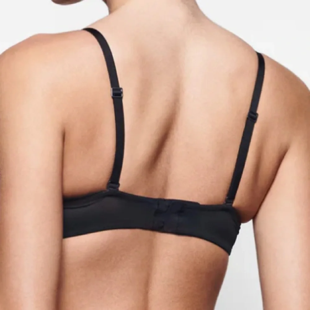 NWT Skims Women’s Black Ultra Fine Mesh Strapless Bra in Color Onyx - size 40DD - Picture 9 of 10